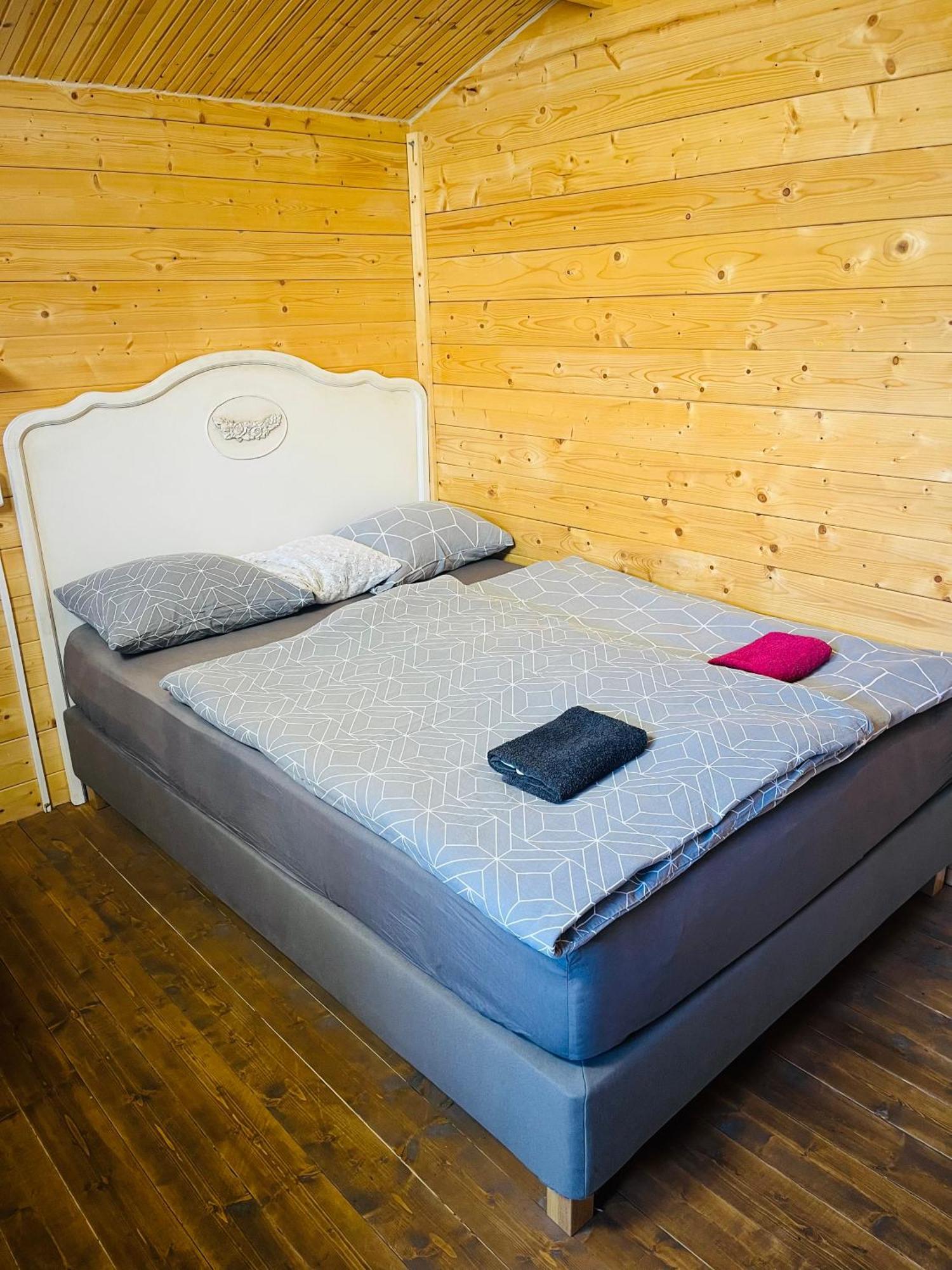 Chatky Daniel-Mikulov, A Private Campsite Just For You Exterior photo